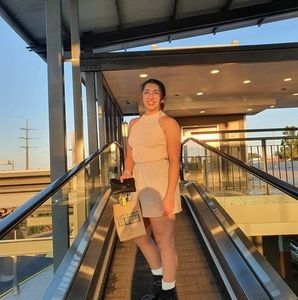 Meet your Posher, Rebeka